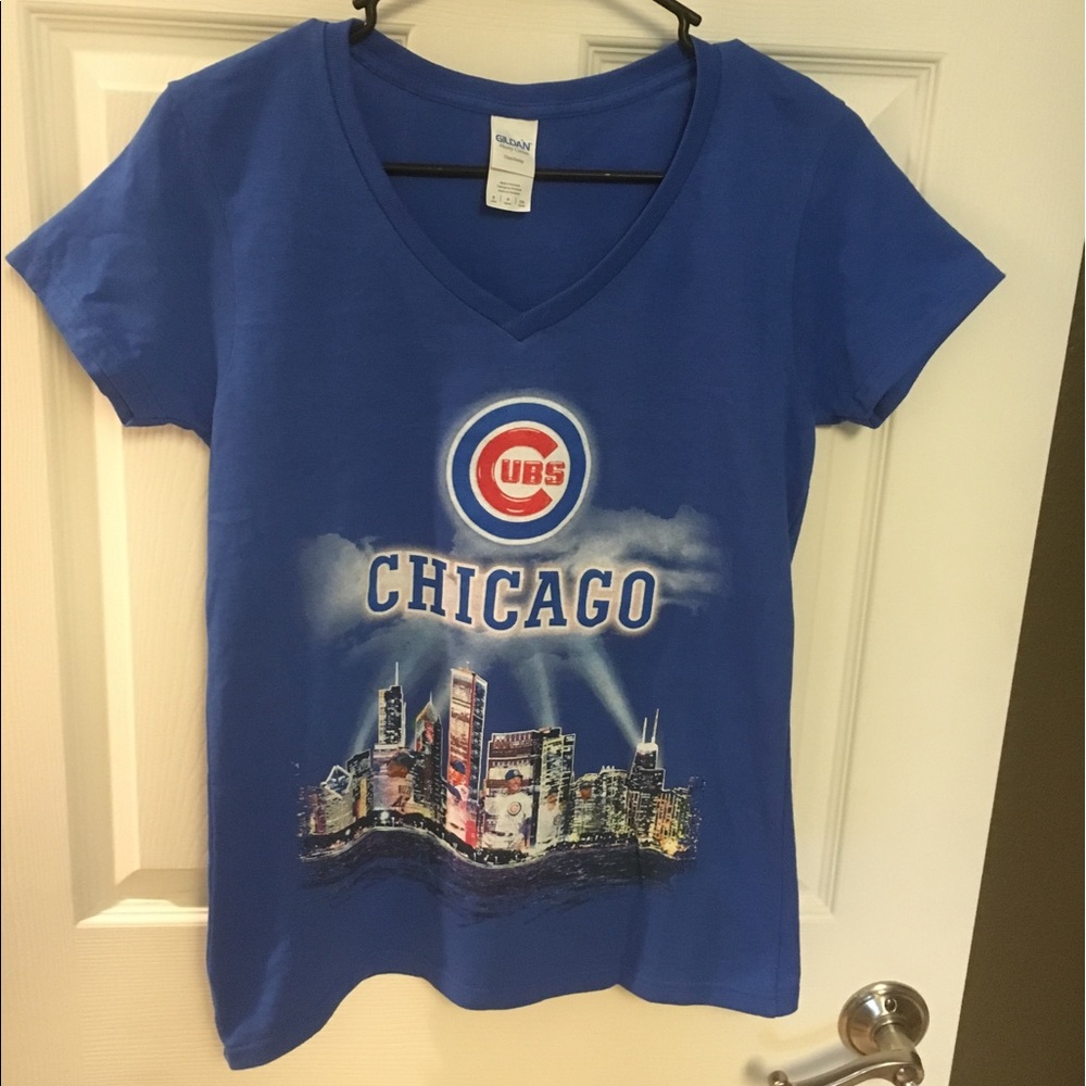 Adult Gildan Chicago Cubs Short Sleeve T-Shirt